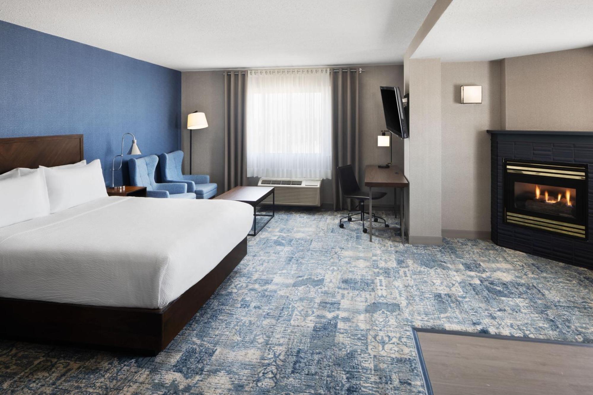 Four Points By Sheraton Edmonton South מראה חיצוני תמונה