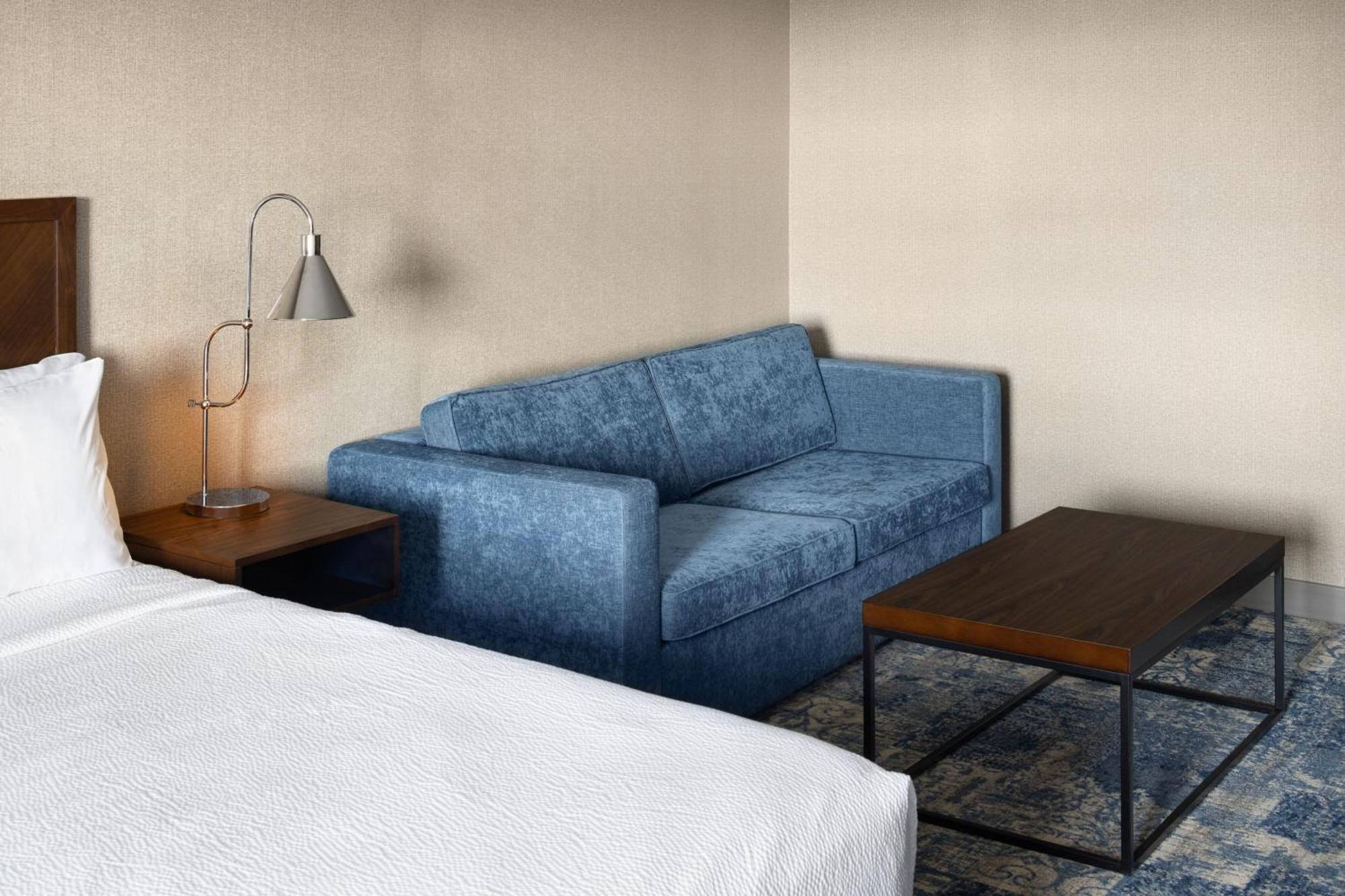 Four Points By Sheraton Edmonton South מראה חיצוני תמונה